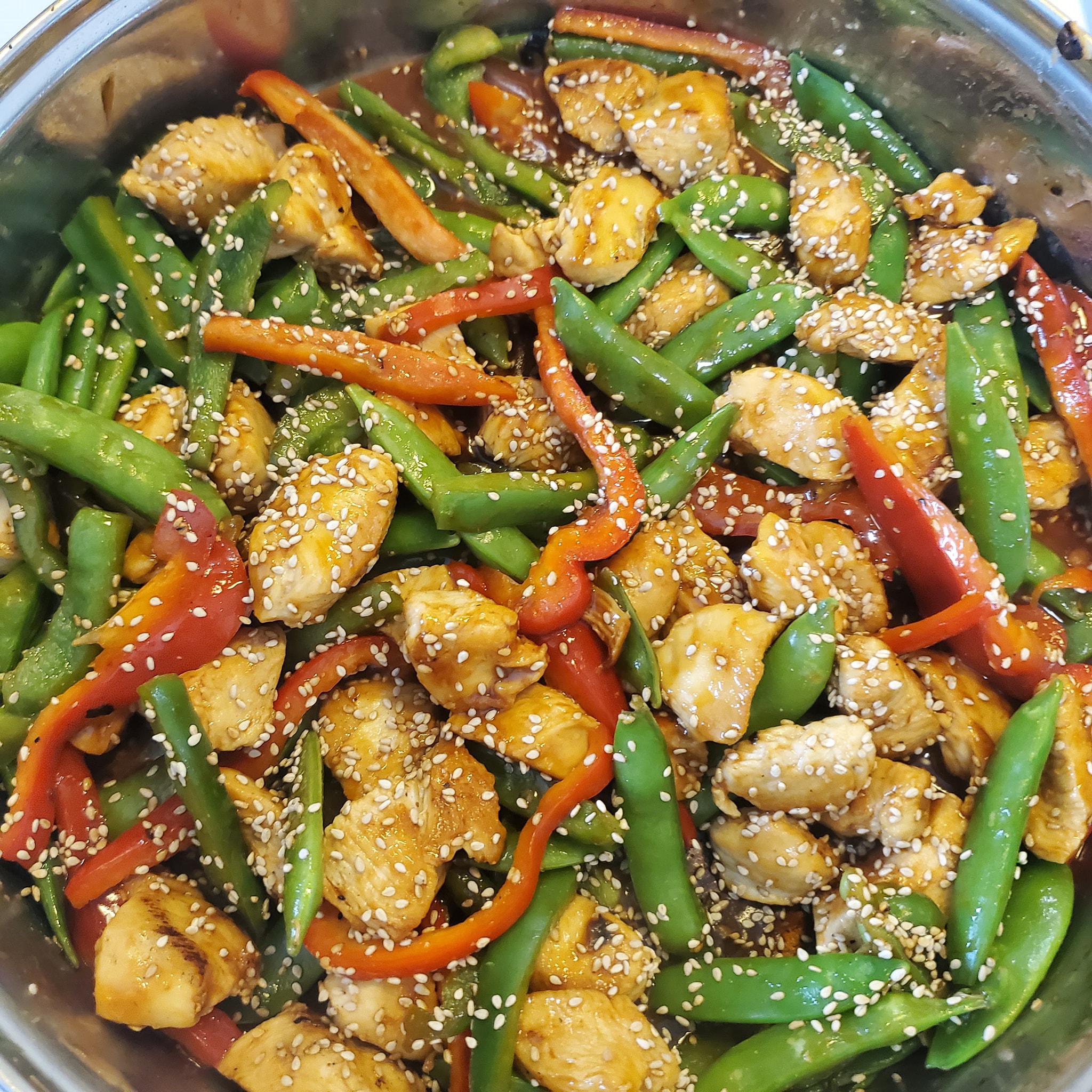 spicy kung pao chicken wih sesame seeds